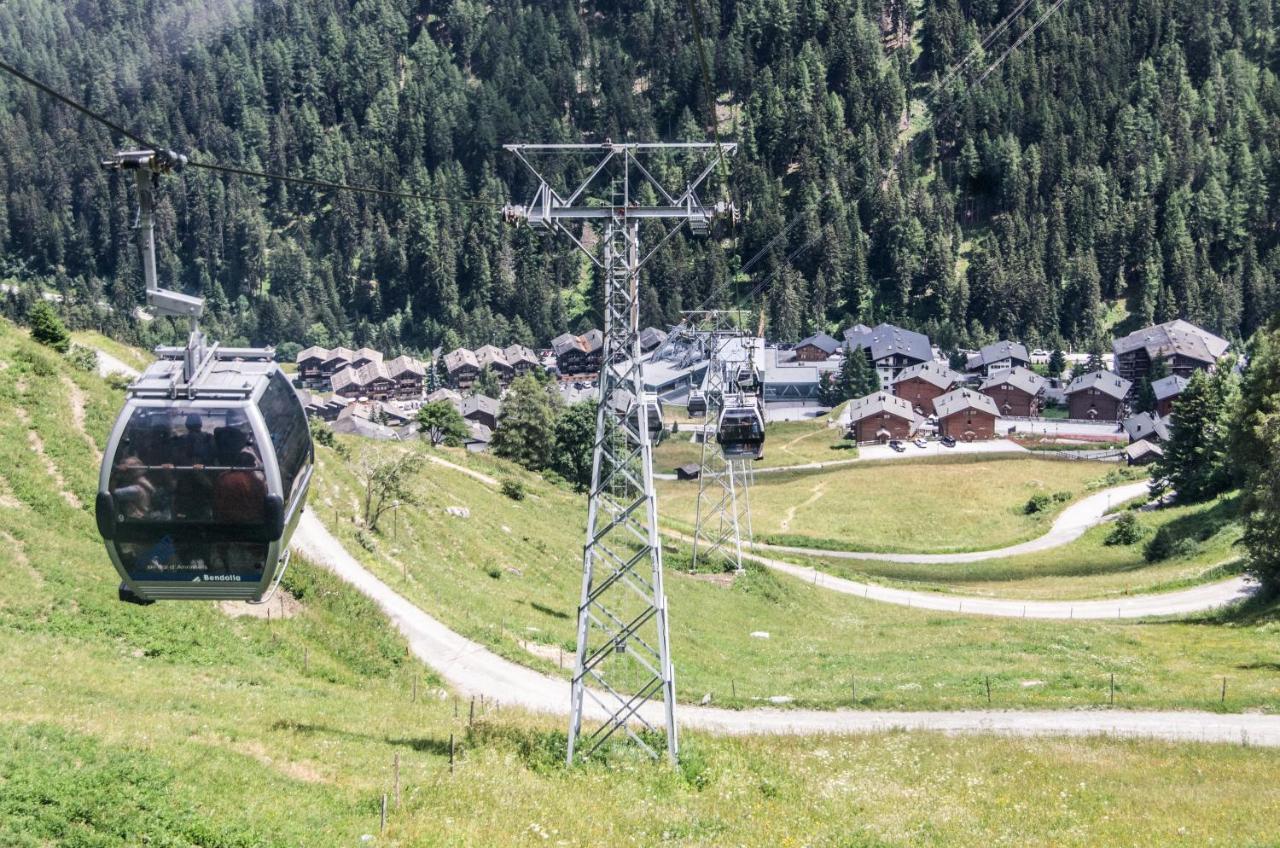 Hotel Cristal - Swiss Riders Lodge Grimentz Exterior photo