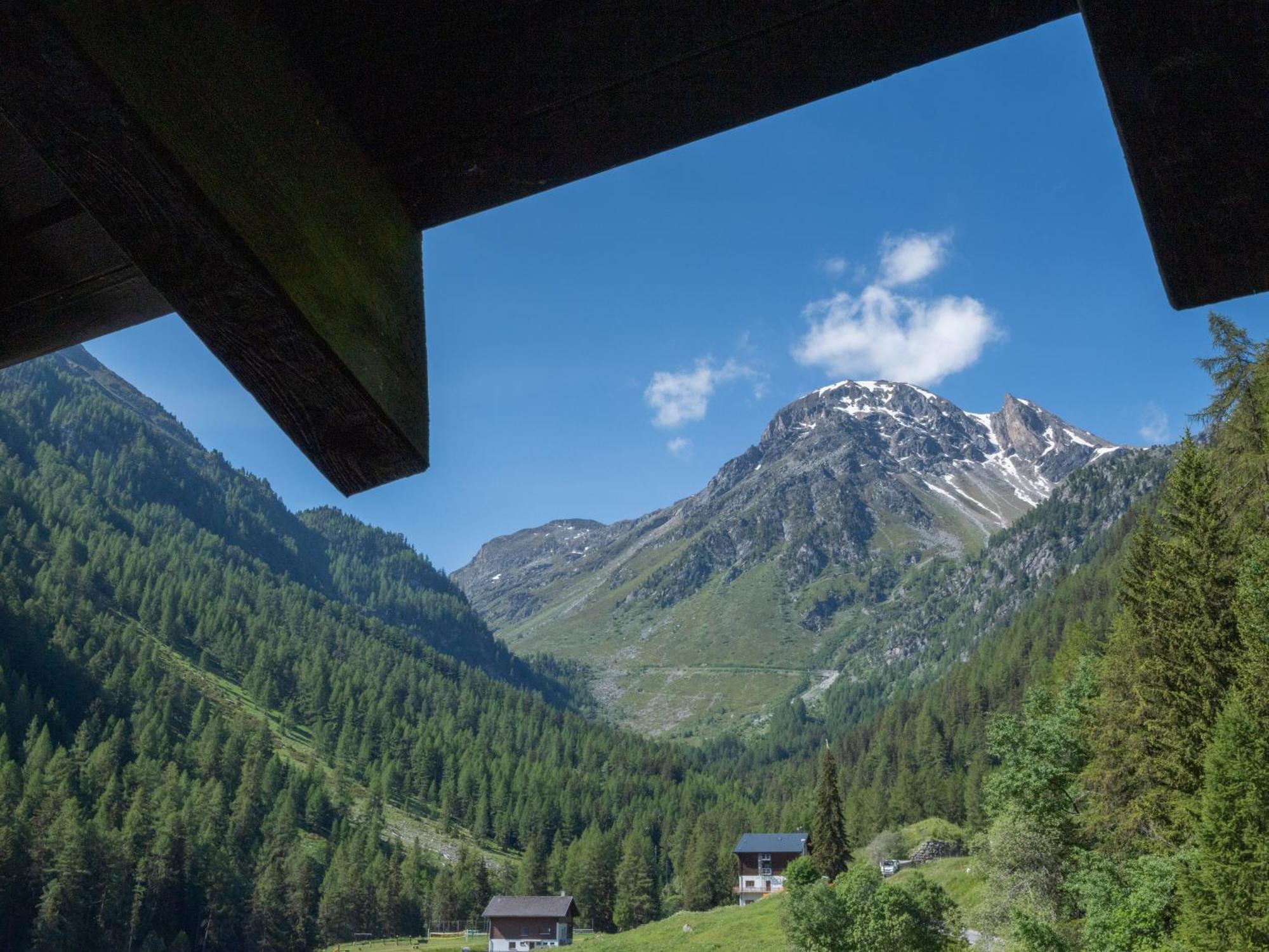 Hotel Cristal - Swiss Riders Lodge Grimentz Exterior photo